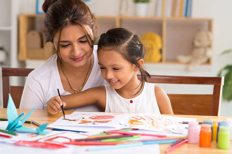 516591555_Raising_bilingual_children_options_and_tips
