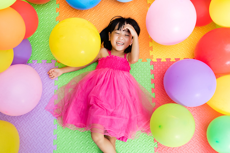 585484342_Parties_and_Social_Events_Children_and_Teenagers_with_Autism_Spectrum_Disorder